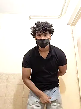 Snapshot of Goodmens5 chatting on September 2025 09:00:02 AM Goodmens5 online show from September 2025 09:00:02 AM