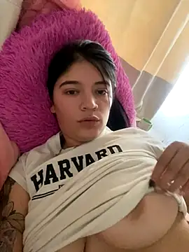 Snapshot of Xiomi_sexx chatting on October 2025 07:48:02 PM Xiomi sexx online show from October 2025 07:48:02 PM