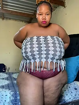 Curvycandy95 online show from July 2026 07:34:01 AM