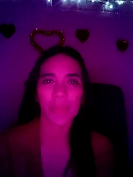 MiiaVelasquez online show from February 2026 04:11:01 AM