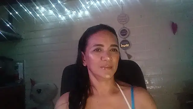 MiiaVelasquez online show from March 2026 05:02:01 AM