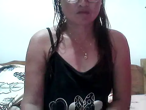 nathalie0045 online show from October 2025 09:17:01 AM