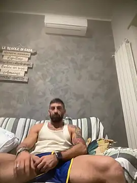 GmGit online show from November 2025 03:18:02 AM