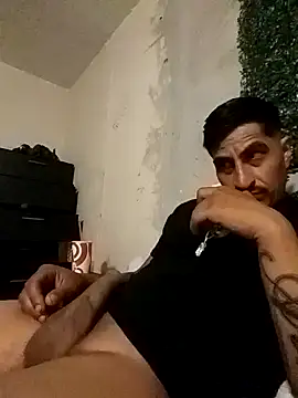 Snapshot of Arce92 chatting on March 2026 01:42:01 AM Arce92 online show from March 2026 01:42:01 AM