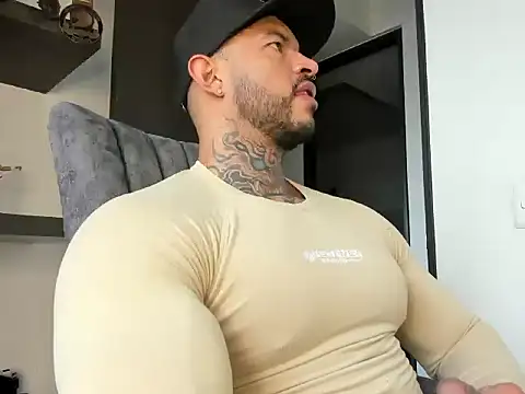 Michael Fame online show from March 2026 01:06:02 PM