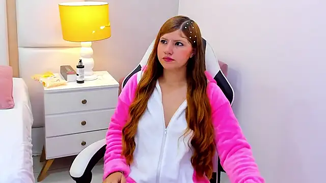 EimmyJones online show from October 2025 03:03:02 AM