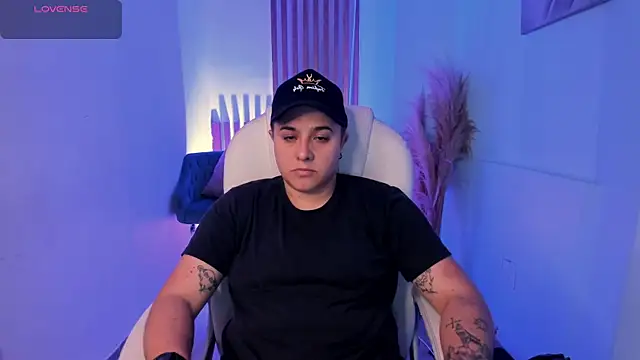 Snapshot of IanGilbert chatting on January 2026 08:57:02 PM IanGilbert online show from January 2026 08:57:02 PM