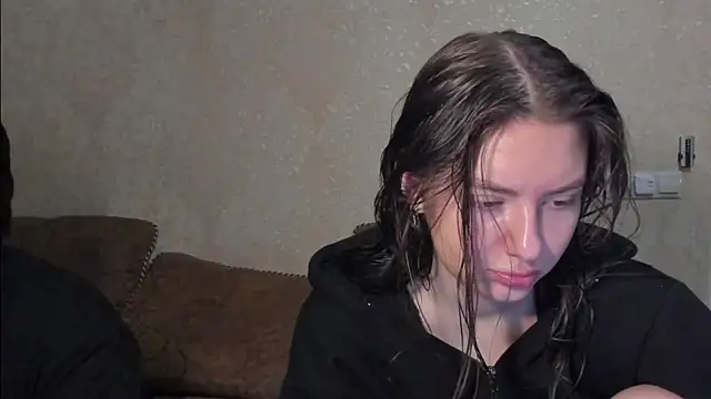 muuur fam online show from December 2025 03:25:02 AM