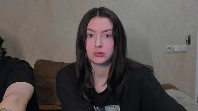 muuur fam online show from January 2026 06:33:01 PM