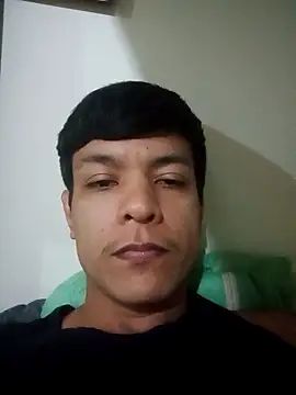 Snapshot of WillRodriguesf10 chatting on November 2025 10:54:02 PM WillRodriguesf10 online show from November 2025 10:54:02 PM