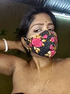 Love143A online show from February 2026 04:11:01 AM