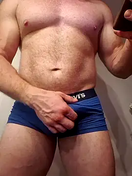 AlphaGymMale online show from September 2025 11:38:02 PM