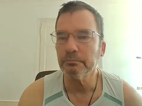 stallionrider88 online show from April 2026 11:33:02 AM