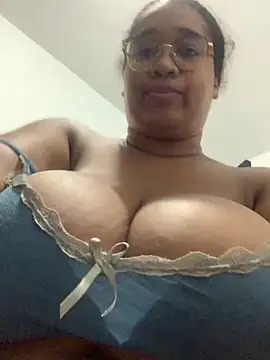 Yera brown69 online show from December 2025 01:22:01 AM