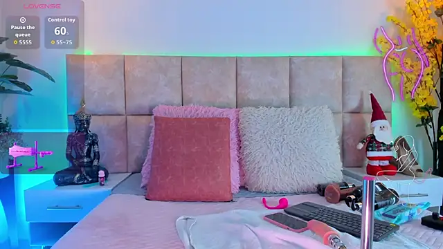 GabbieMonson online show from December 2025 01:39:02 PM