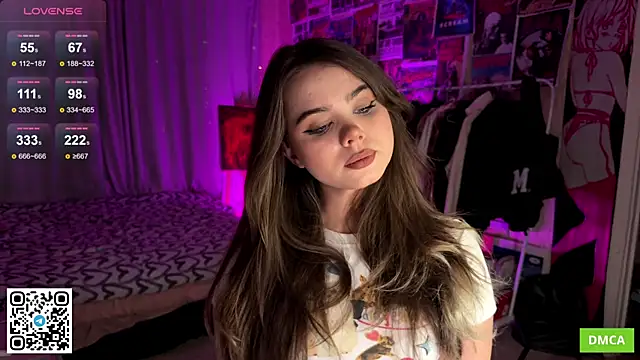 PinkiRay online show from October 2025 05:25:01 PM