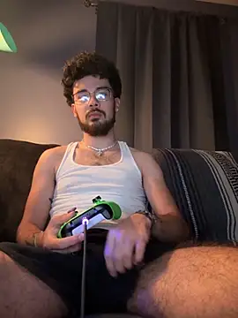 Snapshot of bigbrownpleasure chatting on September 2025 01:40:02 AM bigbrownpleasure online show from September 2025 01:40:02 AM