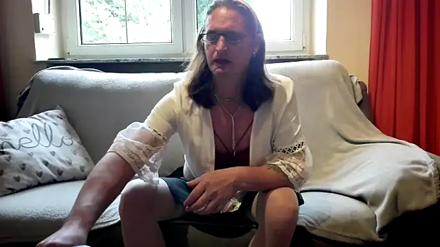 Cleohot1977 online show from October 2025 10:54:02 AM