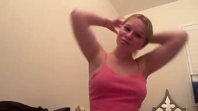 xoxokayy18 online show from October 2025 05:51:01 AM