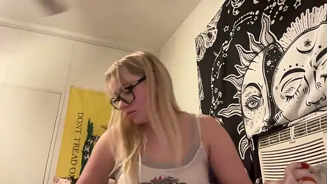 xoxokayy18 online show from November 2025 07:07:01 AM