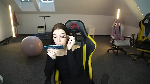 Snapshot of _Lili_054 chatting on October 2025 10:25:01 AM Lili 054 online show from October 2025 10:25:01 AM