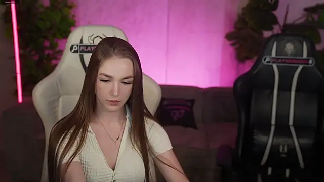 Ella 054 online show from June 2026 02:32:02 PM