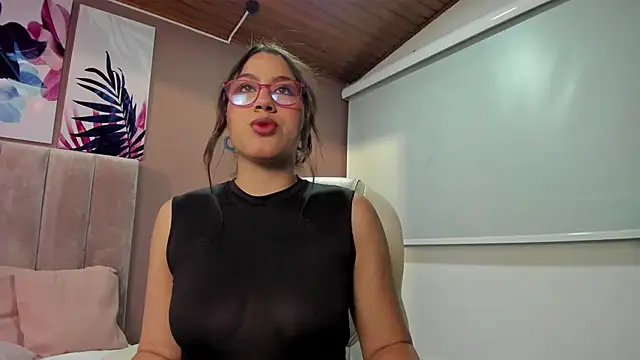 Karoline21 online show from October 2025 03:15:02 AM
