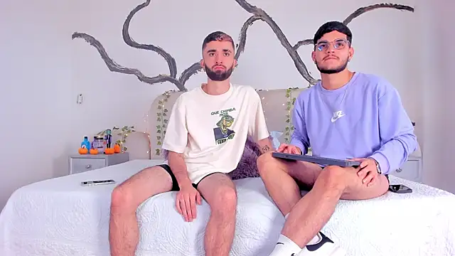 marcoAndMathew online show from October 2025 08:09:02 PM