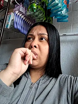 Alessandraa- online show from October 2025 03:45:02 PM