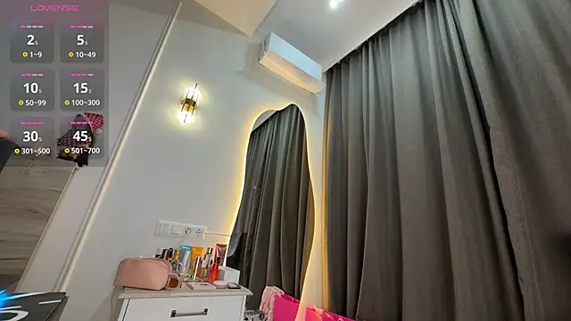 Snapshot of liuli_flower chatting on April 2026 10:22:01 PM liuli flower online show from April 2026 10:22:01 PM