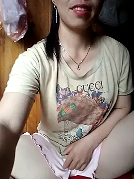 Snapshot of hera-00 chatting on October 2025 01:03:02 AM hera-00 online show from October 2025 01:03:02 AM