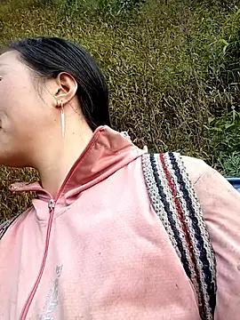 hera-00 online show from December 2025 01:35:01 AM