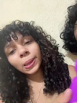 Casal-foda braba online show from May 2026 07:04:01 AM