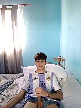 Snapshot of matiatr1112 chatting on November 2025 05:24:02 PM matiatr1112 online show from November 2025 05:24:02 PM