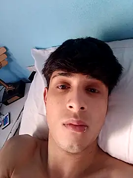 matiatr1112 online show from November 2025 07:13:02 PM