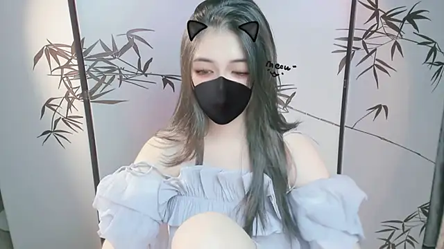 Snapshot of Sparkly_Candy chatting on November 2025 10:48:02 AM Sparkly Candy online show from November 2025 10:48:02 AM