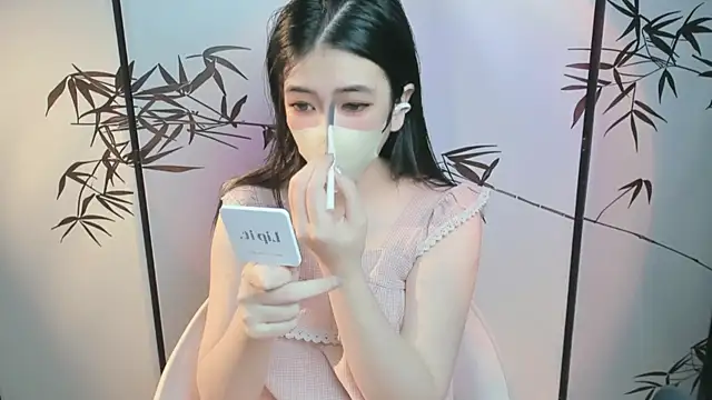 Snapshot of Sparkly_Candy chatting on December 2025 01:05:01 PM Sparkly Candy online show from December 2025 01:05:01 PM