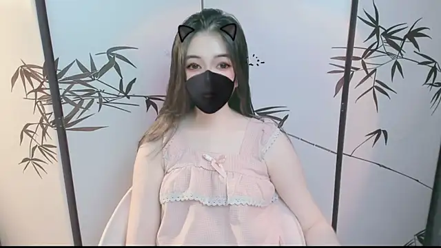 Snapshot of Sparkly_Candy chatting on December 2025 01:40:01 PM Sparkly Candy online show from December 2025 01:40:01 PM