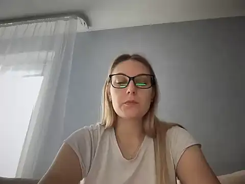 NikexPretty online show from October 2025 07:26:02 AM