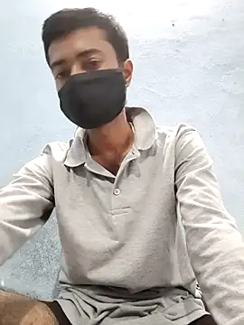 Snapshot of GirlsCrush_ chatting on November 2025 07:11:02 AM GirlsCrush online show from November 2025 07:11:02 AM