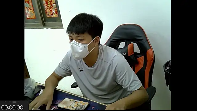 Snapshot of zhu000000 chatting on September 2025 06:06:02 AM zhu000000 online show from September 2025 06:06:02 AM