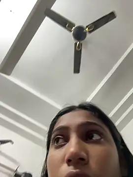 Snapshot of HeerStd chatting on February 2026 06:19:02 AM HeerStd online show from February 2026 06:19:02 AM