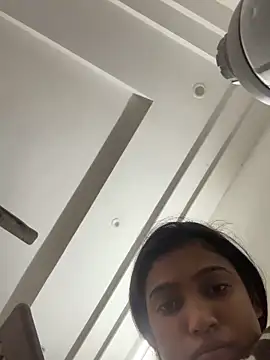 Snapshot of HeerStd chatting on February 2026 05:22:02 AM HeerStd online show from February 2026 05:22:02 AM