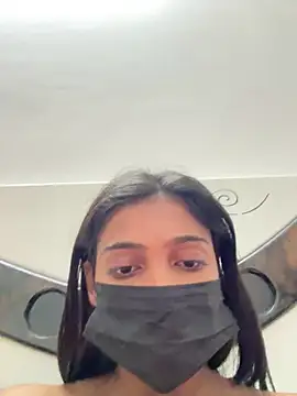 Snapshot of HeerStd chatting on February 2026 04:31:01 AM HeerStd online show from February 2026 04:31:01 AM