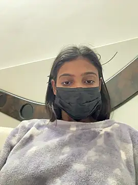 Snapshot of HeerStd chatting on February 2026 05:03:01 AM HeerStd online show from February 2026 05:03:01 AM