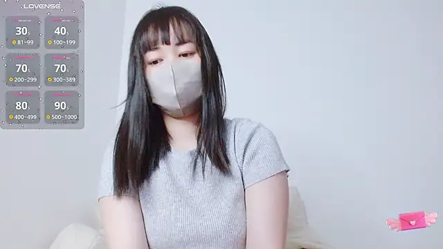 Zinzin chan online show from April 2026 06:58:02 PM