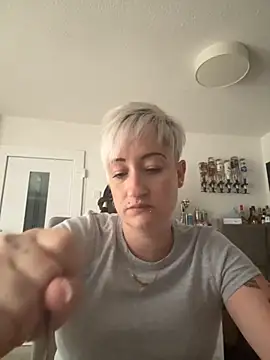 Rozendefotz online show from September 2025 06:35:01 AM