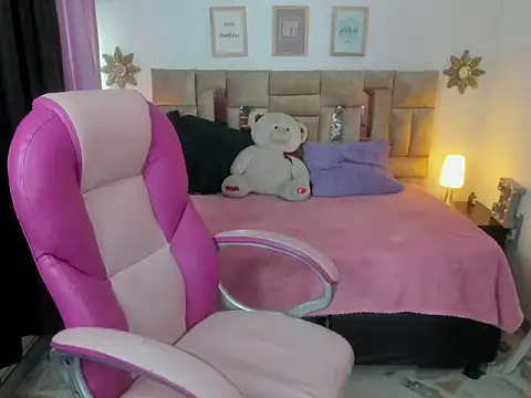 kataleya  18 online show from January 2026 07:52:02 PM