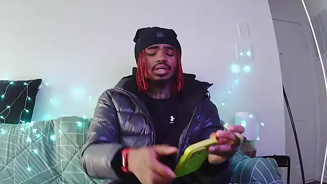 risktakinndolo online show from November 2025 07:46:02 PM