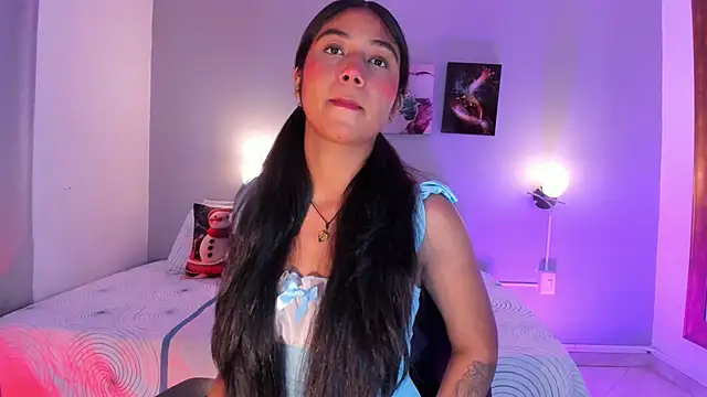 KimTayloor1 online show from December 2025 07:53:01 PM